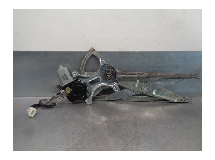 Recambio de elevalunas delantero derecho para lexus rx300 (mcu15) luxury referencia OEM IAM 8571048010 5 PINES 5 PUERTAS