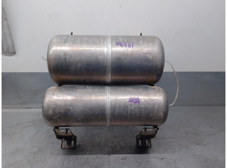 Recambio de acumulador central amortiguacion para mercedes-benz clase m (w164) 350 4m edition 10 referencia OEM IAM A1643200115 