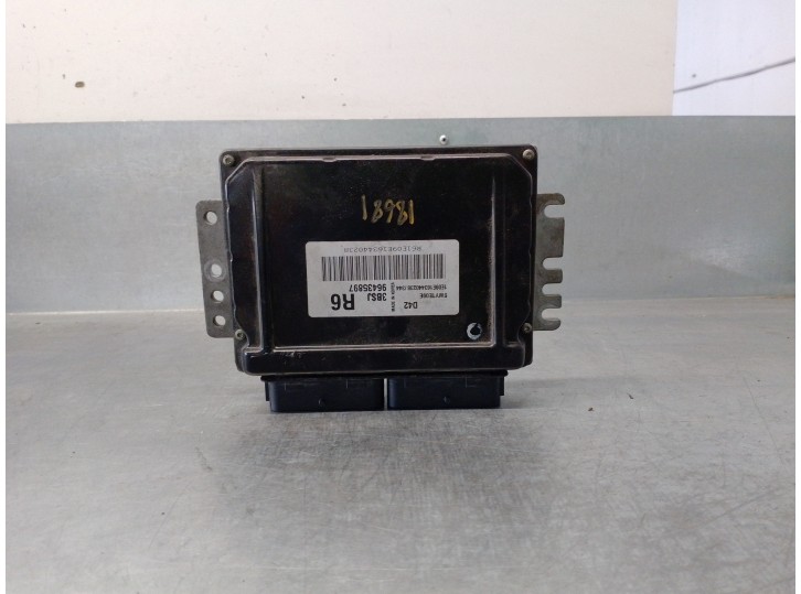 Recambio de centralita motor uce para chevrolet tacuma 1.6 cat referencia OEM IAM 96435897 