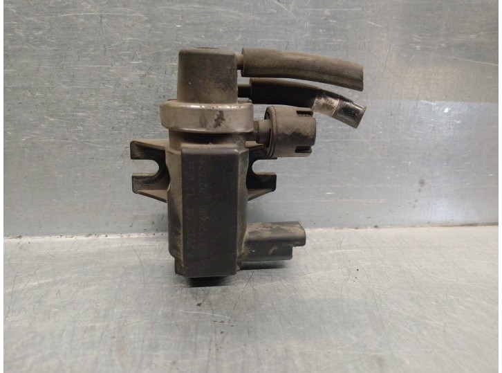 Recambio de electrovalvula vacio para peugeot 206 berlina 2.0 hdi cat referencia OEM IAM 9641726680 72832800 PIERBURG