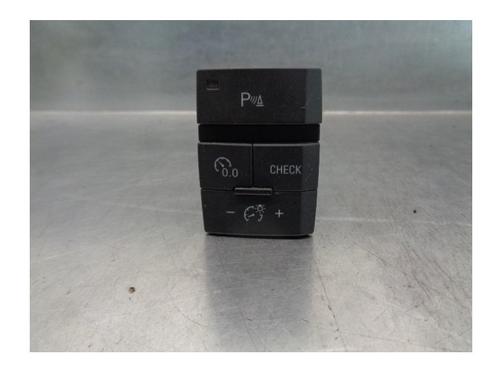 Replacement switch for Audi Q7 (4L) 3.0 TDI OEM IAM reference 4L1927123A 