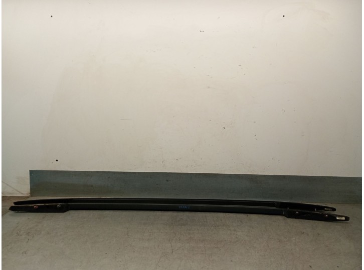 Recambio de portaequipajes para seat ateca (kh7, khp) 1.4 tsi referencia OEM IAM 575860025 575860026 