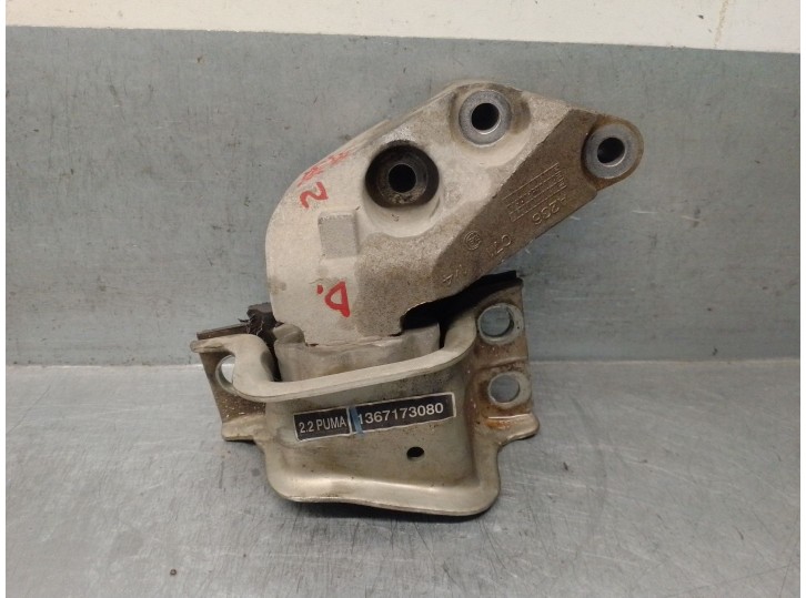 Replacement right engine mount for Citroën Jumper closed box van, high roof (06.2006 =>) 2.2 HDi FAP CAT OEM reference O