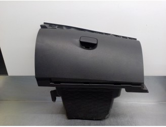 Recambio de guantera para renault megane iii coupe 1.2 tce referencia OEM IAM 681080020R 