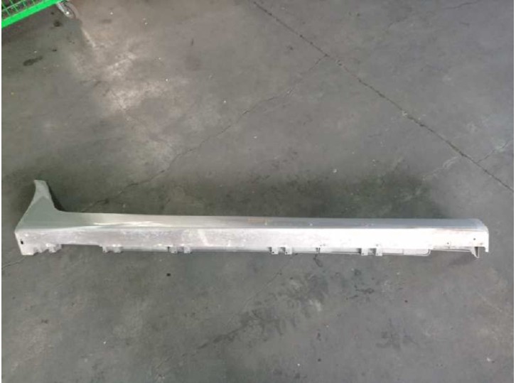 Recambio de spoiler talonera lateral derecha para mitsubishi grandis (na0w) 2.0 di-d cat referencia OEM IAM MN145462  