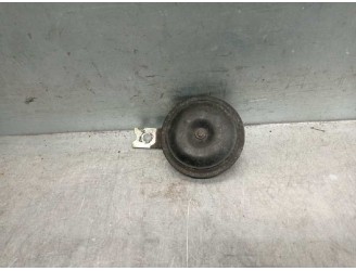 Replacement horn for Mitsubishi Grandis (NA0W) 2.0 DI-D CAT OEM IAM reference 