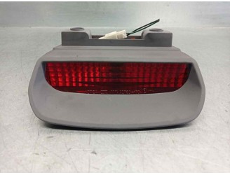 Replacement center brake light for Hyundai Matrix (FC) 1.6 GLS OEM IAM reference 9275017000LK 