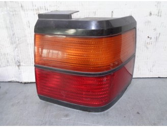 Recambio de piloto trasero derecho para volkswagen passat berlina (312) 1.8 referencia OEM IAM 357945258 DE ALETA 4 PUERTAS