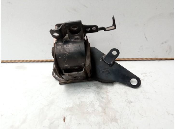 Recambio de soporte motor izquierdo para toyota avensis sedán (_t25_) 1.8 (zzt251_) referencia OEM IAM 123720D120 123720D120 