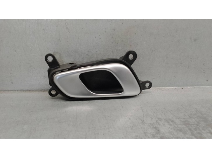 Replacement front right interior door handle for Kia XCeed 1.0 TGDi CAT OEM IAM reference 82623J7000 5 DOORS