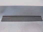 Recambio de molduras delanteras para ford mustang 2.3 ecoboost cat referencia OEM IAM FR3B6313222ADW 