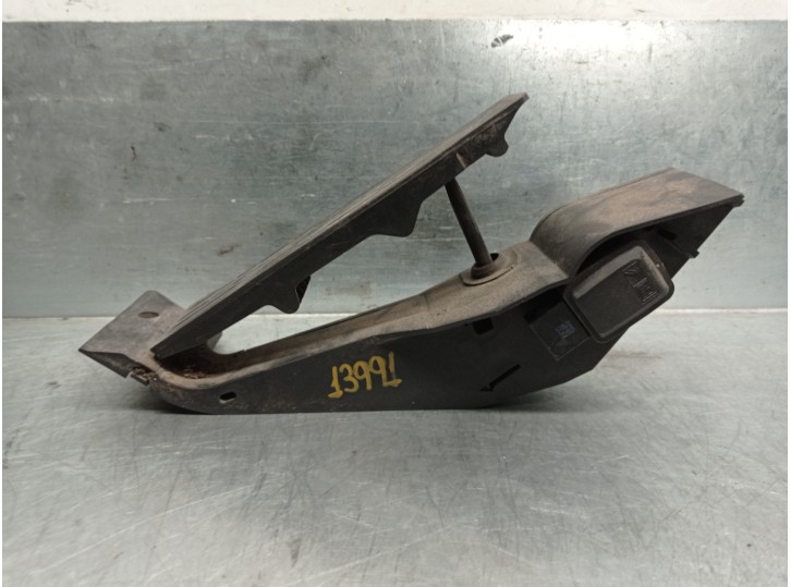 Recambio de potenciometro pedal para bmw serie 5 berlina (e60) 2.0 16v diesel referencia OEM IAM 35426858575 