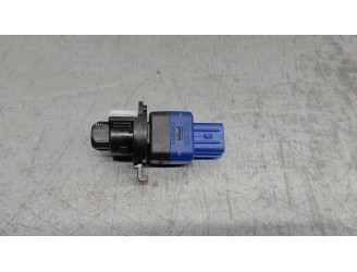 Recambio de sensor para kia xceed 1.0 tgdi cat referencia OEM IAM 93810J3000  