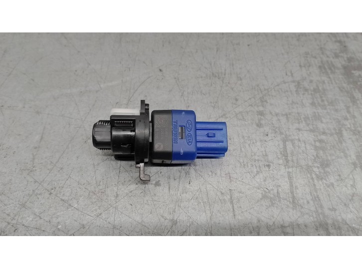 Recambio de sensor para kia xceed 1.0 tgdi cat referencia OEM IAM 93810J3000  