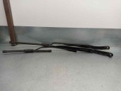 Recambio de brazo limpia delantero derecho para kia carens (un) 2.0 crdi referencia OEM IAM 983201D000 983101D000 