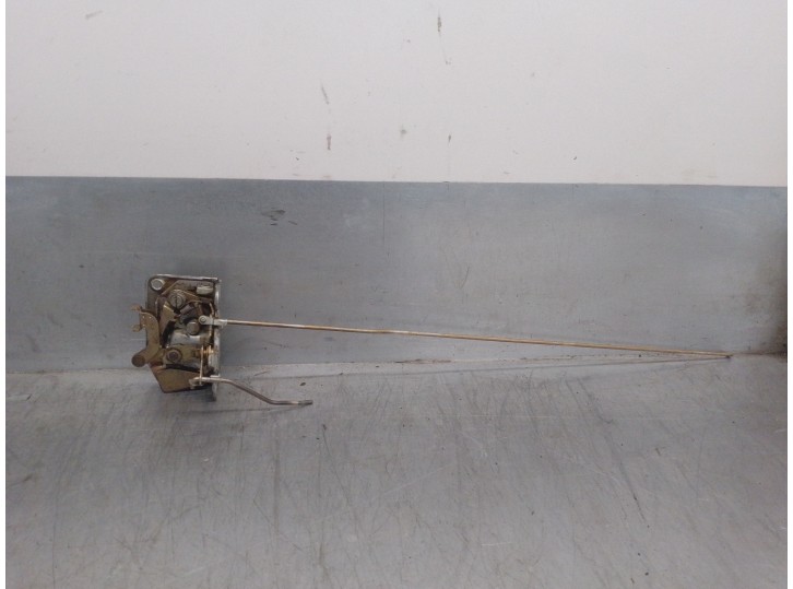 Recambio de cerradura puerta delantera izquierda para volvo serie 740 berlina/familiar 2.3 referencia OEM IAM 9159530 4 PUERTAS