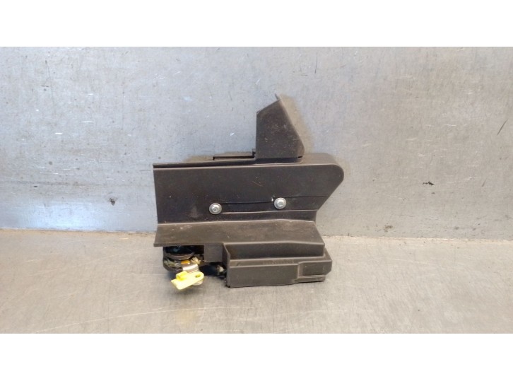 Recambio de cerradura puerta trasera izquierda para dacia sandero ii 0.9 tce cat referencia OEM IAM 825033585RG 825033585R 