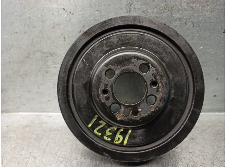Replacement crankshaft pulley for Seat Ibiza (6L1) 1.4 TDI OEM IAM reference 045105243C 