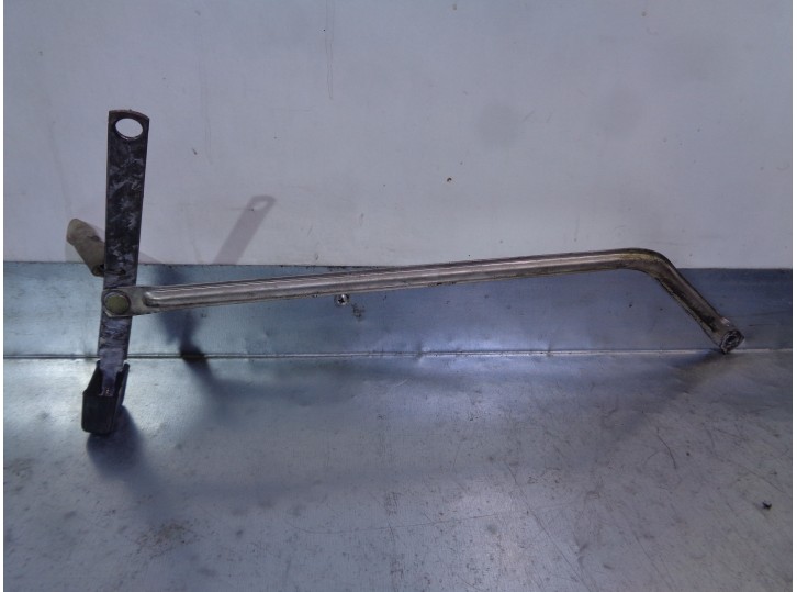 Recambio de bisagra puerta para volvo serie 740 berlina/familiar 2.3 referencia OEM IAM 1320310 DEL IZQ 