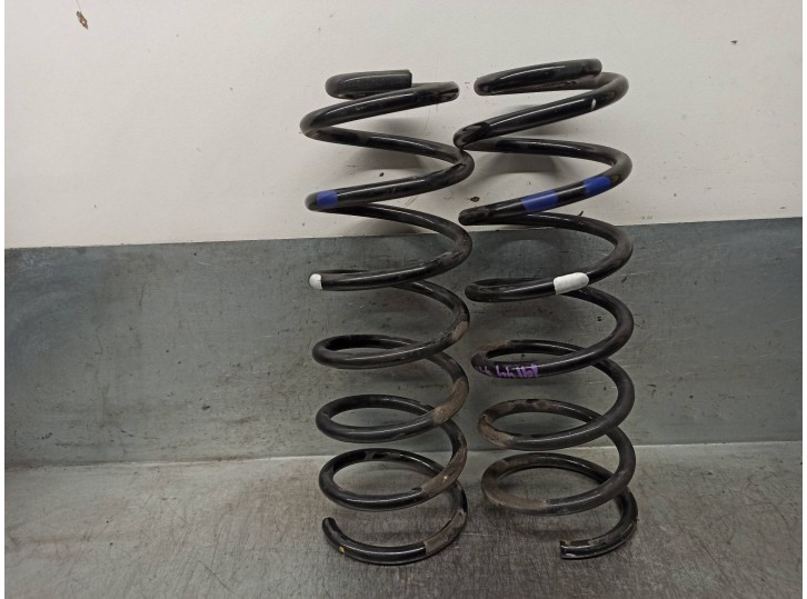 Recambio de muelle amortiguacion para hyundai i20 ii (gb, ib) 1.2 referencia OEM IAM 55330C8000 