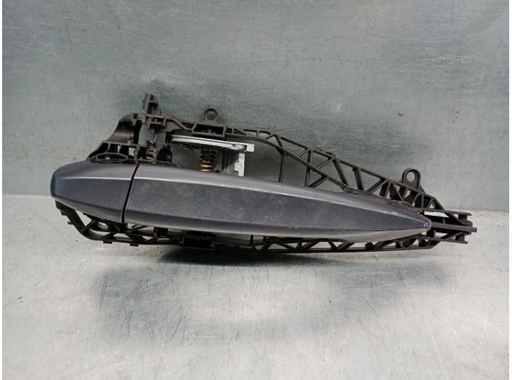 Recambio de maneta exterior trasera izquierda para bmw x1 (f48) sdrive 18 d referencia OEM IAM 51217396305 51217396305 