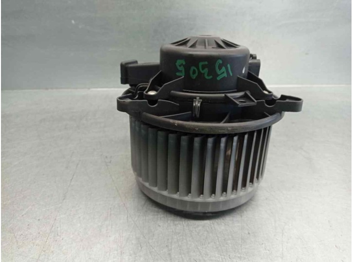 Recambio de motor calefaccion para chevrolet cruze lt referencia OEM IAM 13263279  