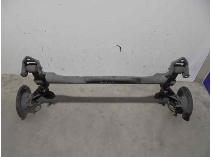 Recambio de puente trasero para opel zafira a elegance referencia OEM IAM 93174569 PARA DISCOS 4 AGUJEROS BURRA 6
