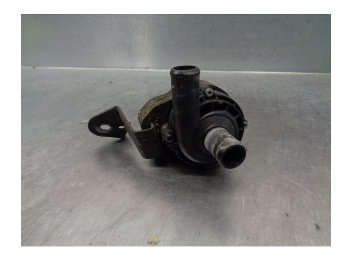 Recambio de bomba agua para mercedes-benz clase r (w251) 3.0 cdi cat referencia OEM IAM A2118350364 A2118350028 
