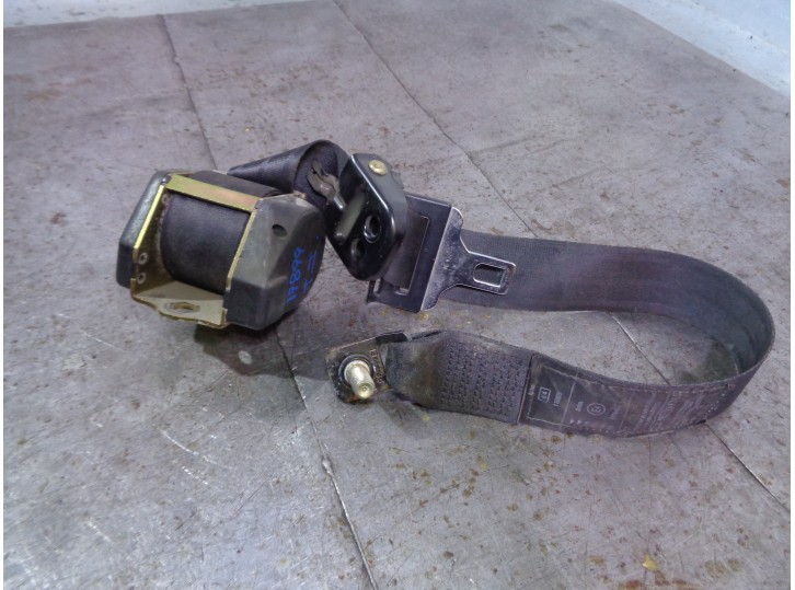 Replacement rear left seat belt for Volvo 740 Series saloon/estate 2.3 OEM IAM reference 1265329 3513657 4 