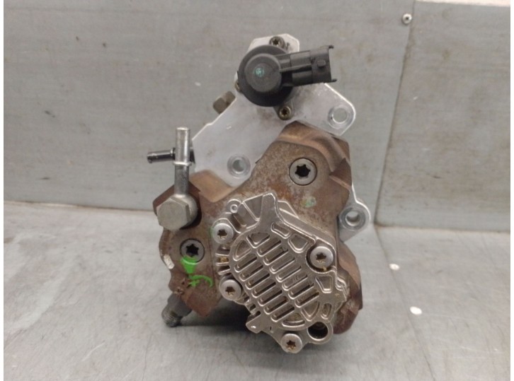 Recambio de bomba inyeccion para renault scenic ii authentique referencia OEM IAM 8200409390B 7711497080 0445010099 BOSCH