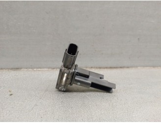 Recambio de caudalimetro para toyota yaris (_p13_) 1.5 hybrid (nhp130_) referencia OEM IAM 222040V020  DENSO