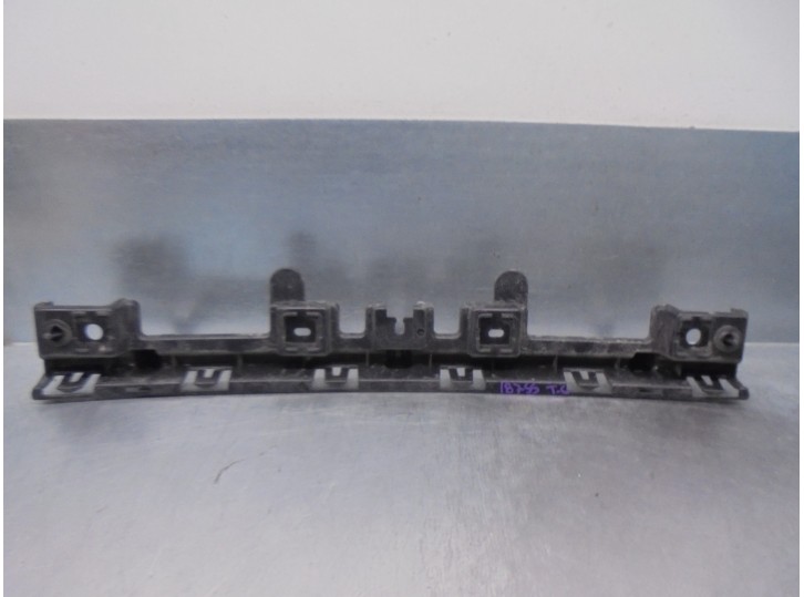 Recambio de molduras traseras para ford mustang 2.3 ecoboost cat referencia OEM IAM FR3B17B861AC  