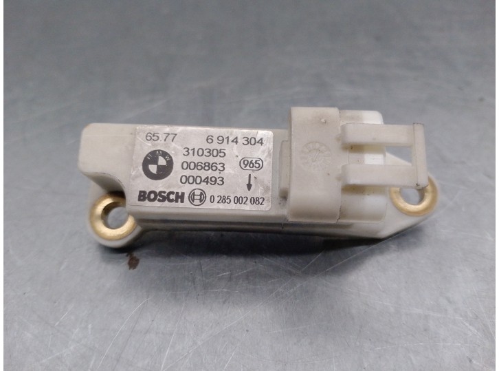 Replacement impact sensor for Mini R50, R53 1.4 16V Turbodiesel CAT OEM IAM reference 65776914304 0285002082 BOSCH