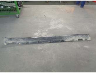 Recambio de spoiler talonera lateral izquierda para mercedes-benz clase r (w251) 3.0 cdi cat referencia OEM IAM A2516980754  