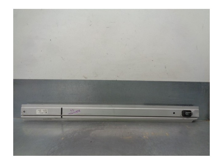 Recambio de molduras traseras para bmw x3 (e83) 2.0 turbodiesel cat referencia OEM IAM 3411941 
