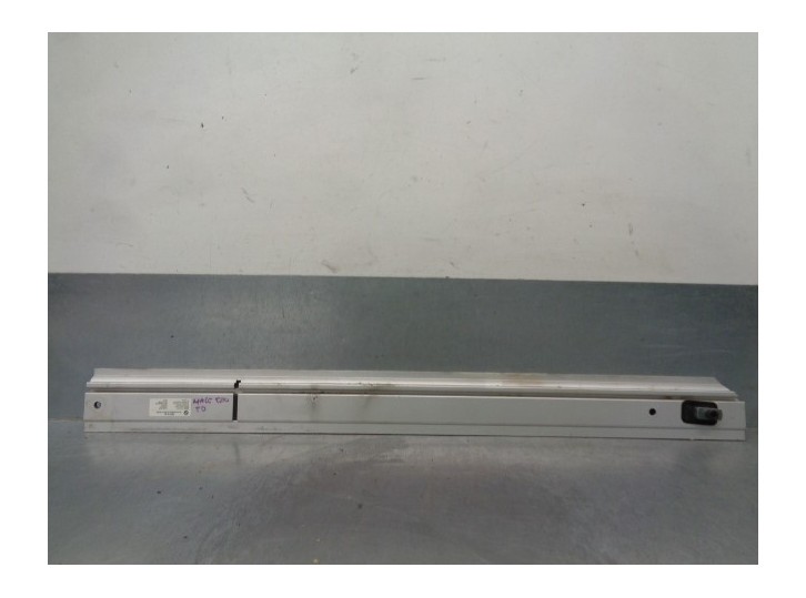 Recambio de molduras traseras para bmw x3 (e83) 2.0 turbodiesel cat referencia OEM IAM 3411942 