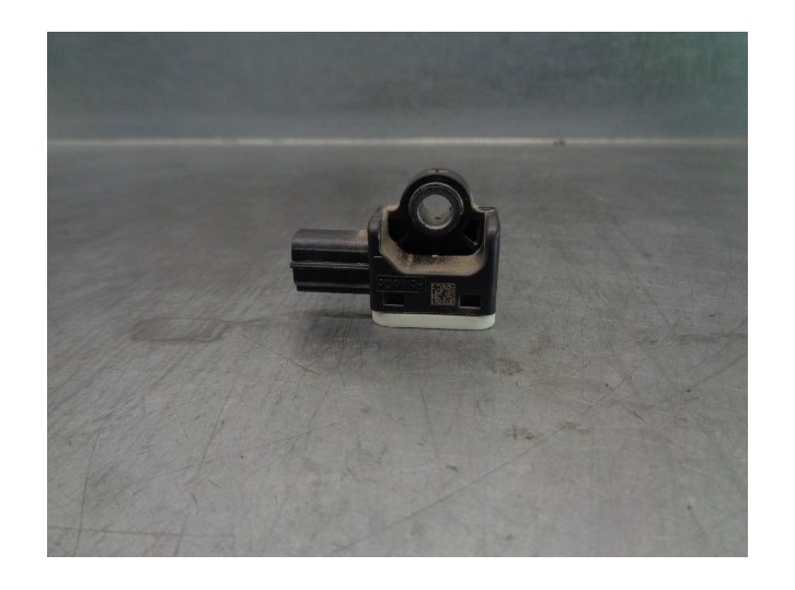 Replacement airbag sensor for Ford Kuga (CBV) 2.0 TDCi CAT OEM IAM reference 8M5T14B342AC 