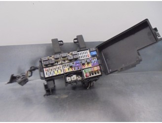 Replacement relay / fuse box for Ford Mustang 2.3 EcoBoost CAT OEM IAM reference 14A068 FU5Z14A003E 
