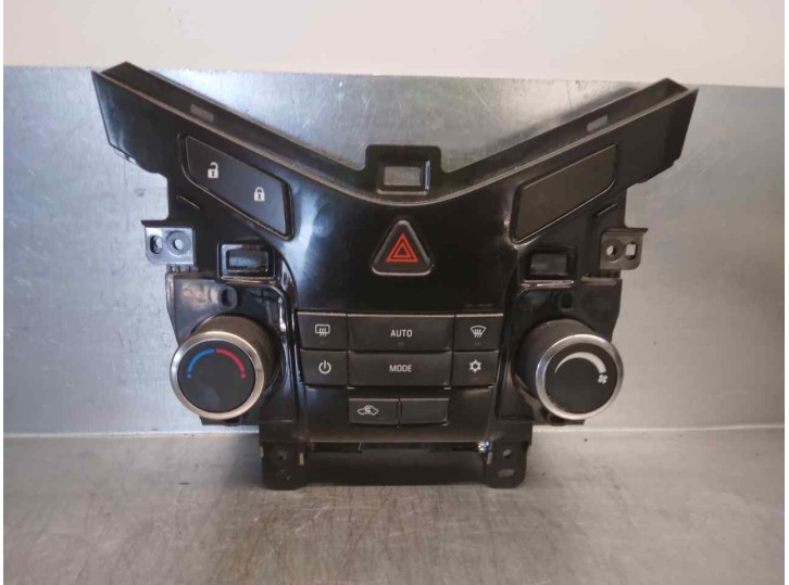 Recambio de mando climatizador para chevrolet cruze lt referencia OEM IAM 3862098 