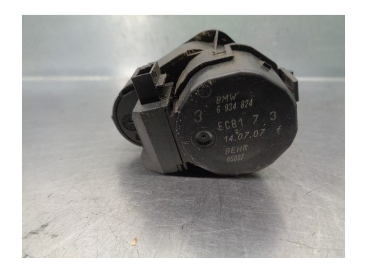 Recambio de motor apertura trampillas climatizador para bmw x3 (e83) 2.0 turbodiesel cat referencia OEM IAM 6934824 