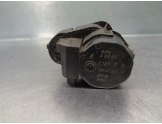 Recambio de motor apertura trampillas climatizador para bmw x3 (e83) 2.0 turbodiesel cat referencia OEM IAM 6934823 