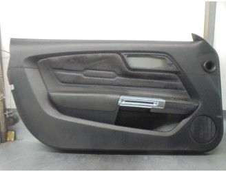 Recambio de guarnecido puerta delantera izquierda para ford mustang 2.3 ecoboost cat referencia OEM IAM FR3B6323943AY 