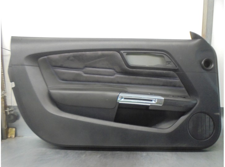 Recambio de guarnecido puerta delantera izquierda para ford mustang 2.3 ecoboost cat referencia OEM IAM FR3B6323943AY 