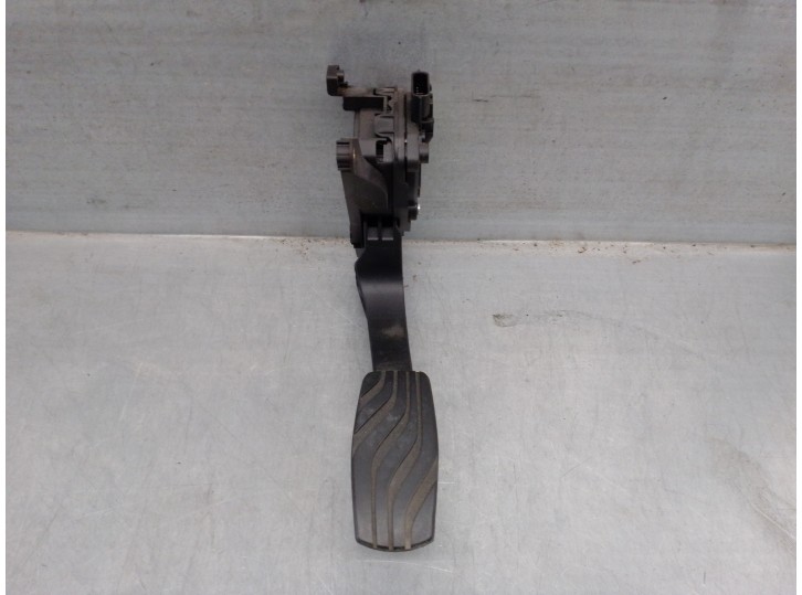 Recambio de potenciometro pedal para renault scenic iv grand limited referencia OEM IAM 180027890R  