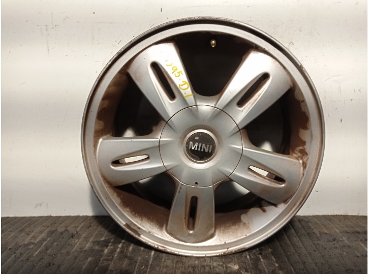 Recambio de llanta para mini r50,r53 1.4 16v turbodiesel cat referencia OEM IAM 6763295 R1551/2JX15H2IS45 