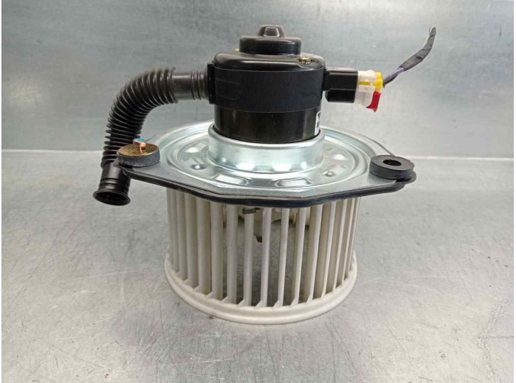 Recambio de motor calefaccion para daewoo nubira berlina 1.6 cat referencia OEM IAM 96271363  