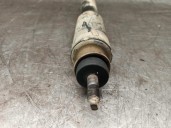 Replacement front left shock absorber for Nissan Pick-Up (D22) 2.5 Turbodiesel OEM IAM reference 561103S525 