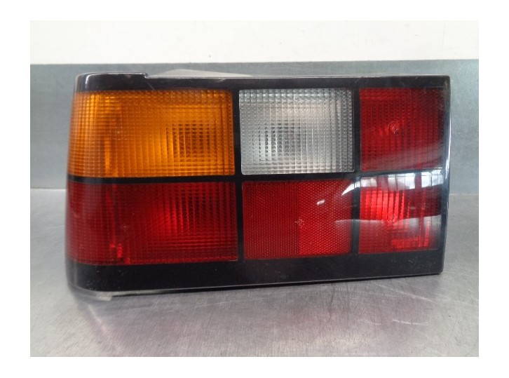 Recambio de piloto trasero izquierdo para volvo serie 460 2.0i action referencia OEM IAM 463500 3345127 