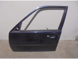 Replacement front left door for Volvo Series 460 2.0i Action OEM IAM reference 3345181 BLUE 4 DOORS