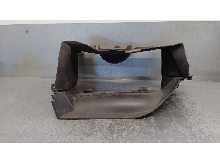 Recambio de molduras delanteras para renault talisman 1.6 tce energy referencia OEM IAM 628117042R 